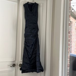 Nicole Miller ruched evening gown size 6
